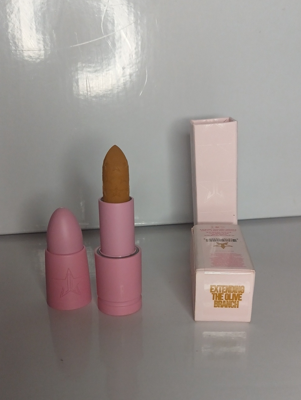 NIB Extending The Olive Branch - Jeffree Star Velvet Trap Matte Lipstick